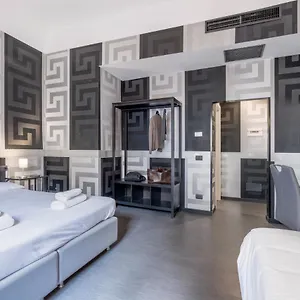 Deco 2*, Florence Italie